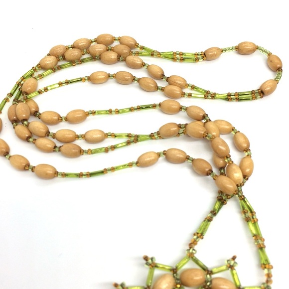 VINTAGE WOOD GLASS SEED BEAD NECKLACE SUN STARBURST PENDANT MEDALLION MANDALA - Picture 12 of 14